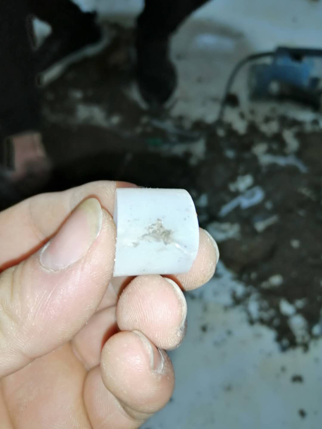 伊通家里地暖漏水了怎么办？